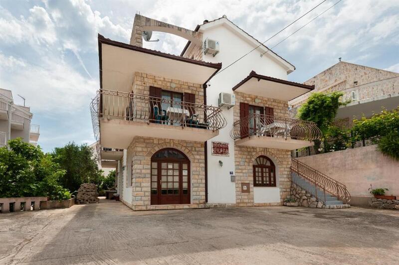 Apartmani Maribela Arbanija (Otok Čiovo)