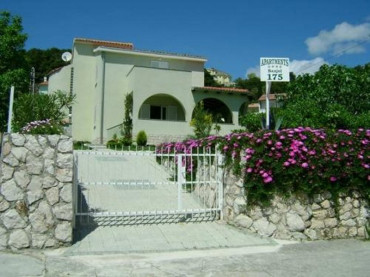 Vacation rentals in Banjol (Island Rab)