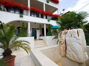 Vacation rentals in Pula