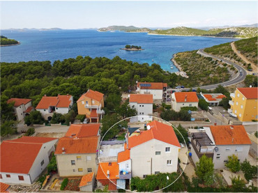 Vacation rentals in Primosten