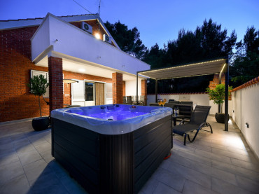 Vacation rentals in Dalmatia