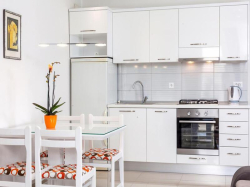 Apartamenty Apartmani Ivanka Podgora