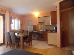 Apartmany Vivien Kustići (Ostrov Pag)