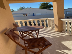 Apartmany Aenona Nin