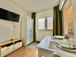 Apartments Dijana Krk (Island Krk)