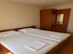 Apartments Marinella Lopar (Island Rab)