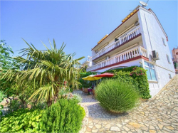 Appartamenti Villa Vesna - Family apartments Crikvenica
